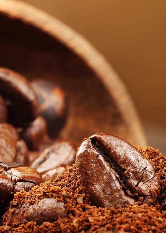 دانه های روغنی به معنای بد بودن قهوه است یا خیر؟